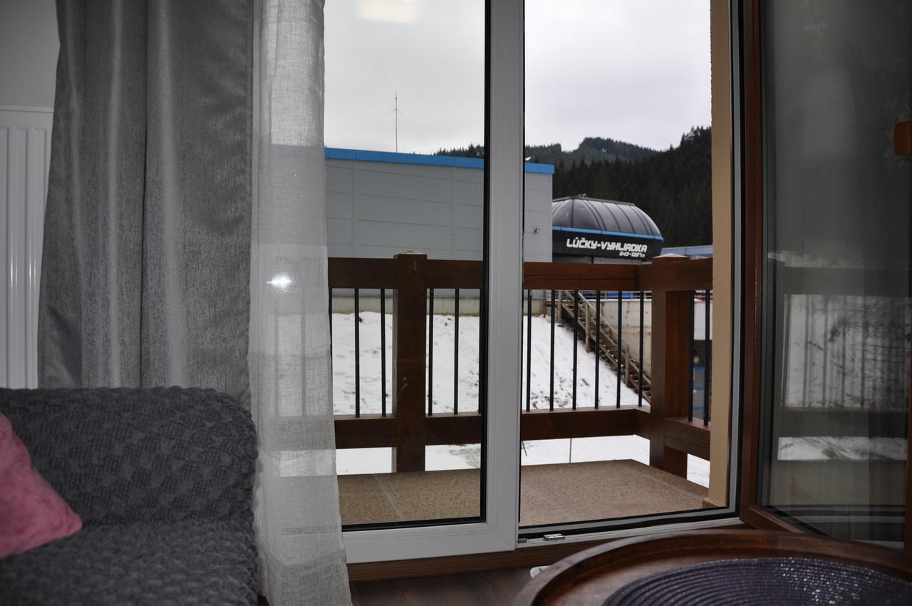 Apartman 14 Lucky Demaenovska Dolina エクステリア 写真